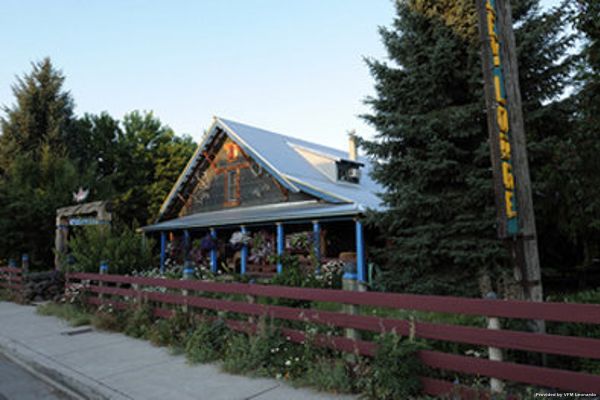 Hotel PINE VALLEY LODGE (Halfway)